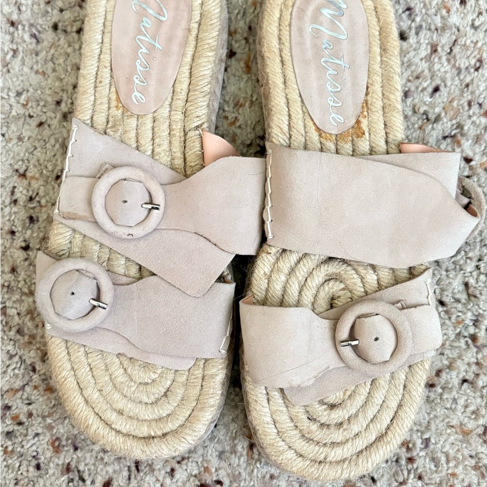 Matisse Women's Tan Buckle Sandals